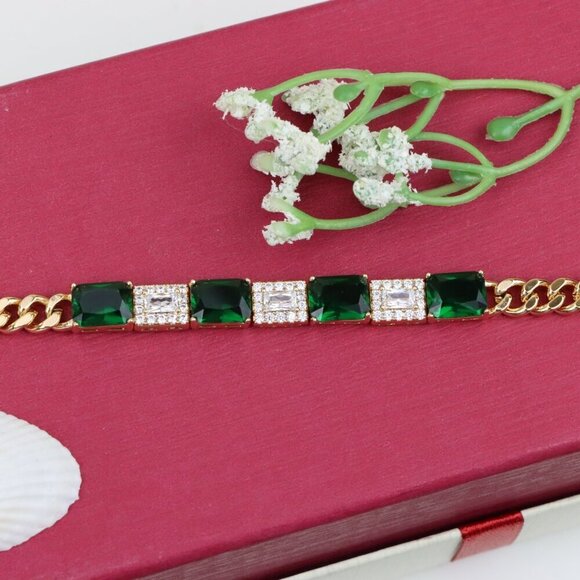 "Elegant Rose Gold Bracelet with Emerald Green and White Stones, XPBL0809 - Picture 11 of 12